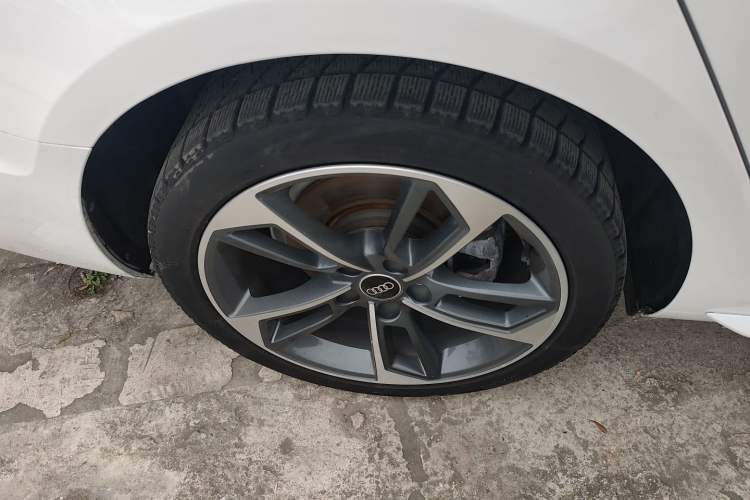 Used Audi A4L 2022 40 TFSI Fashion Dynamic Model
