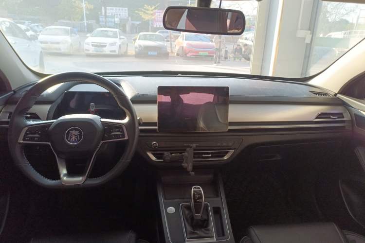 Used BYD Qin Pro 2019 Super Edition 1.5TI Automatic Smart Connect Dynamic Model China VI Standard