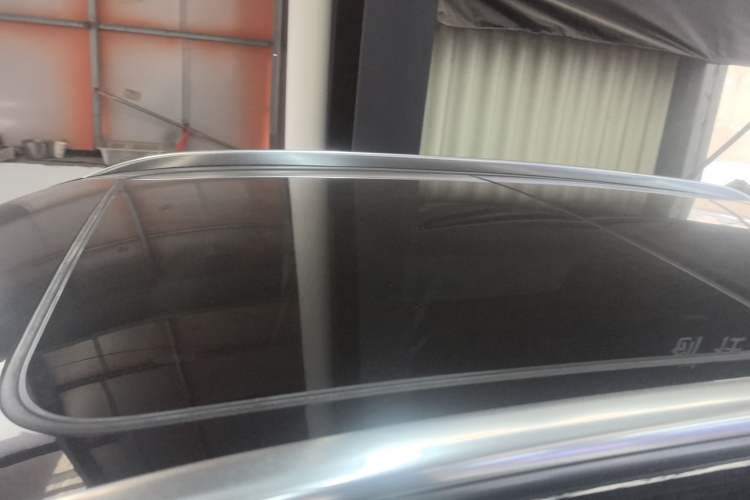 Used Hongqi HS5 2022 Revised Version 2.0T Smart Connect Flagship Edition