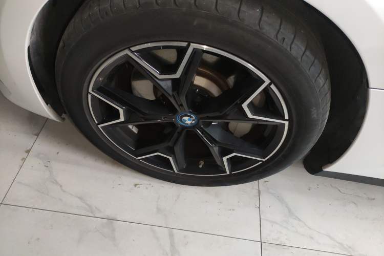 Used BMW i3 2023 eDrive 40 L Midnight Edition