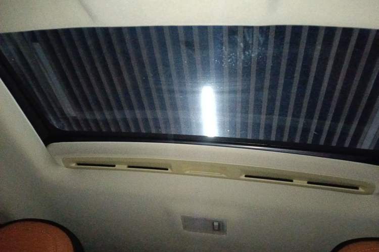 Used Buick Encore 2015 1.4T Automatic Two-Wheel Drive Urban Elite Version
