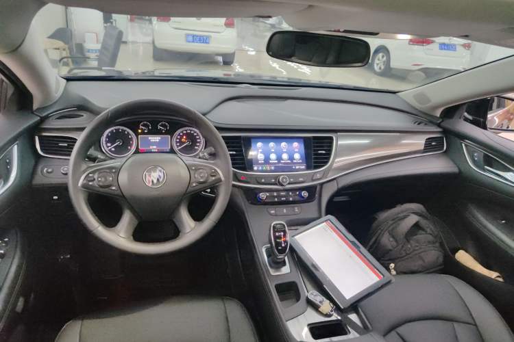 Used Buick LaCrosse 2022 652T Luxury Version