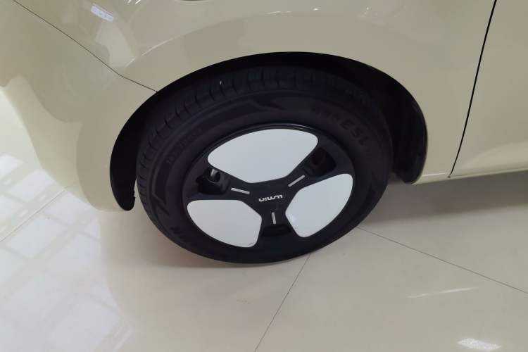 Used  Lumin 2022 210km Sweet Edition
