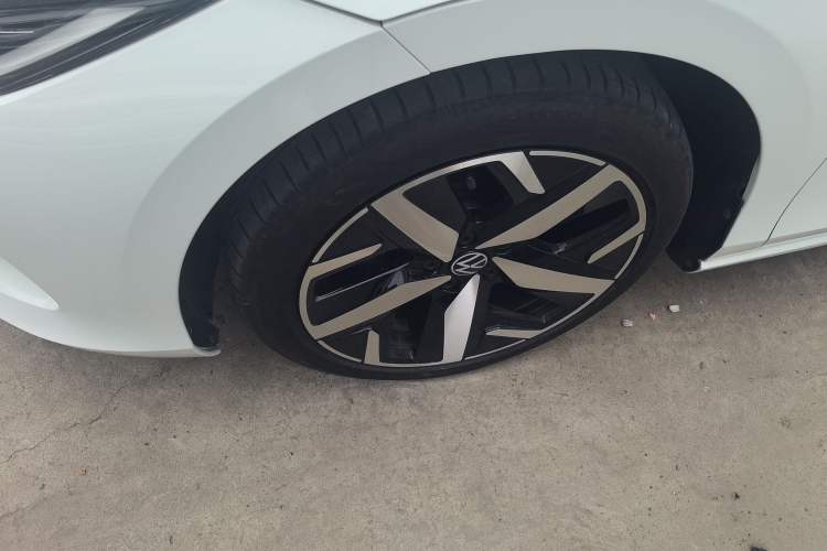 Used Volkswagen Lamando 2024 Lavida L 280TSI DSG Cool & Spicy Edition