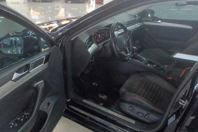 Used Volkswagen Magotan 2020 330TSI DSG Luxury Edition