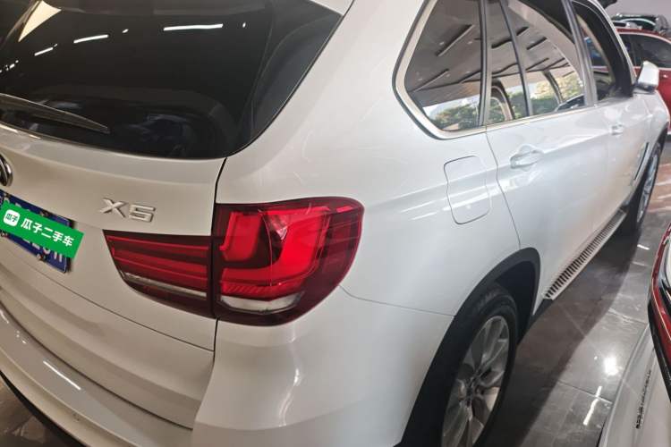 Used BMW X5 2017 xDrive35i Standard Model U.S. Specification