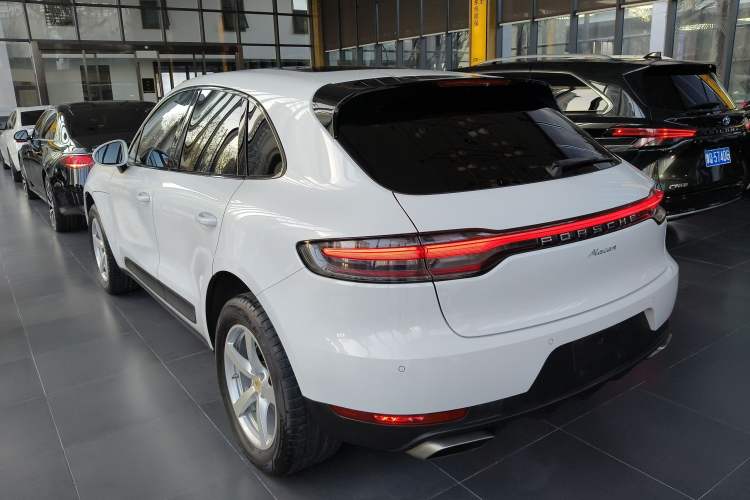 Used Porsche Macan 2021 Macan 2.0T