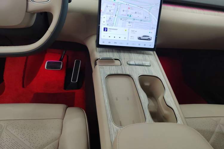 Used Nio ET7 2023 100kWh Signature Edition
