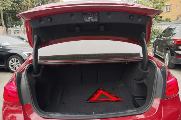 Used BMW 3 Series 2018 320Li Fashion Model
