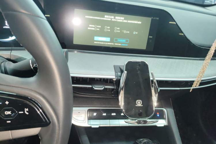 Used Changan Eado 2024 PLUS Blue Whale NE 1.4T GDI DCT High-Energy Edition