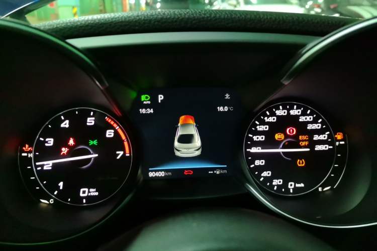 Used Alfa Romeo Giulia 2017 2.0T 280HP Luxury Edition
