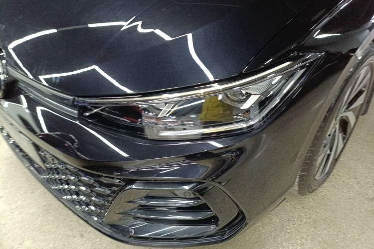 Used Volkswagen Passat 2025 Pro 380TSI Starry Dragon Edition
