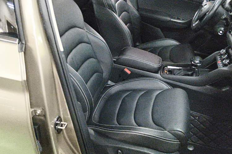 Used Skoda Kodiaq 2019 Facelifted TSI330 5-Seater Two-Wheel-Drive Luxury Enjoyment Edition China VI Standard
