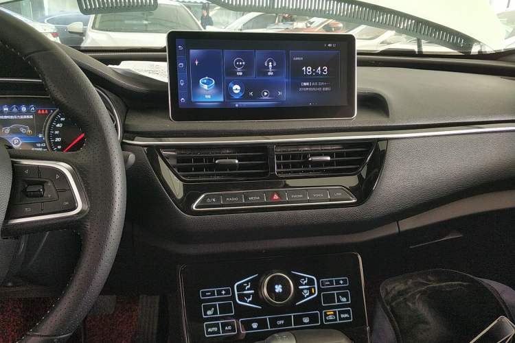 Used Hongqi H5 2019 30TD Smart Connect Dynamic Edition
