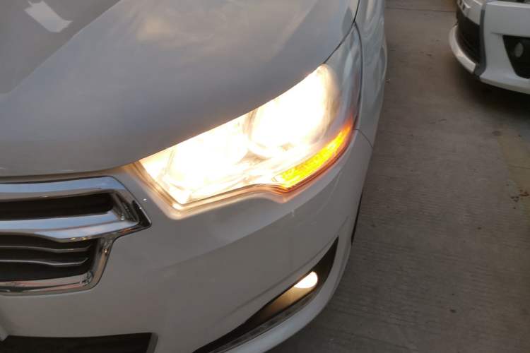 Used Citroen C4L 2014 1.6THP Intelligent Drive Automatic Dynamic Model
