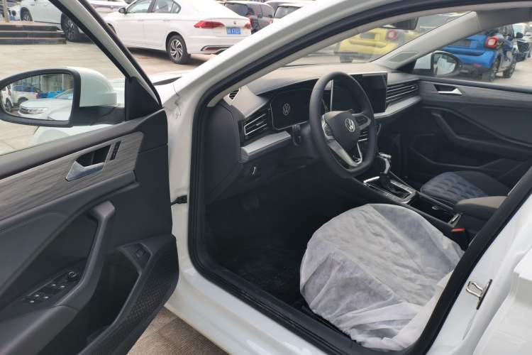 Used Volkswagen Sagitar 2025 Revised Version Three 300TSI DSG Excellence Edition