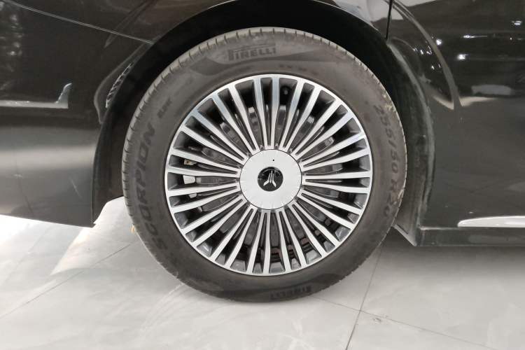 Used VOYAH Dream 2025 PHEV Four-Wheel-Drive Flagship Kunpeng Edition
