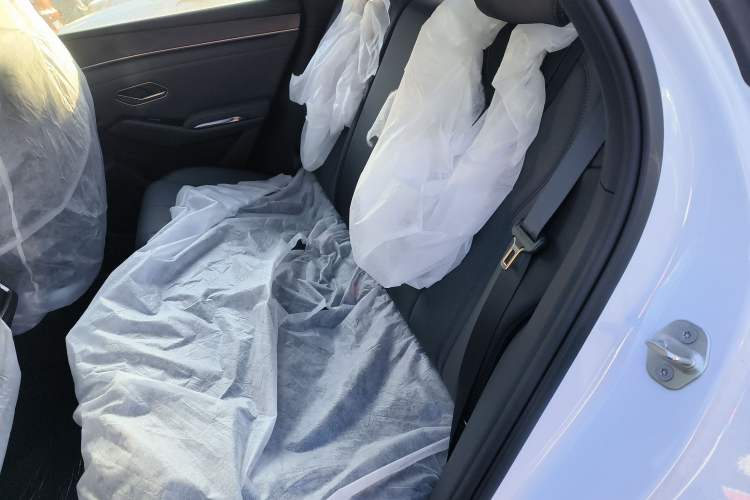 Used BYD Qin L 2025 DM-i Smart Drive 80KM Leading Model
