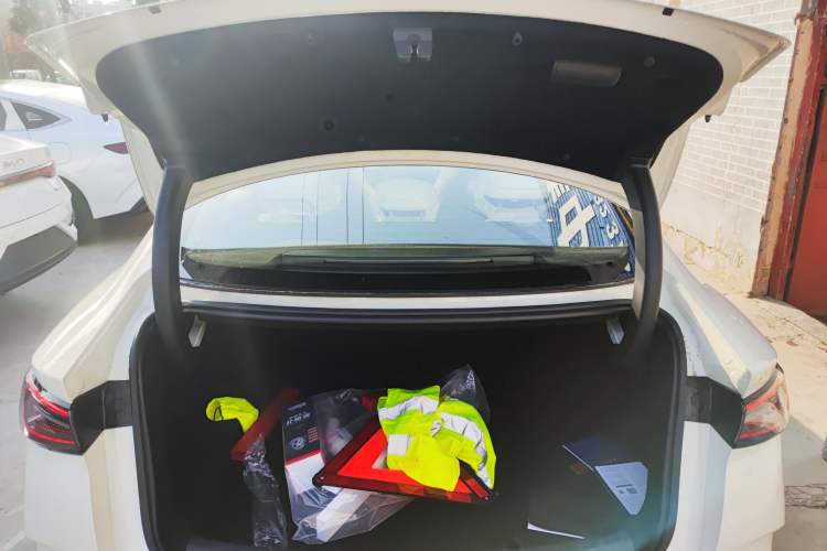 Used BYD Seal 06 New Energy 2025 DM-i Smart Drive 80KM Luxury Model