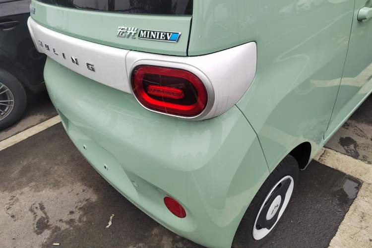 Used Wuling Hongguang MINIEV 2024 3rd Generation 215km Youth Edition