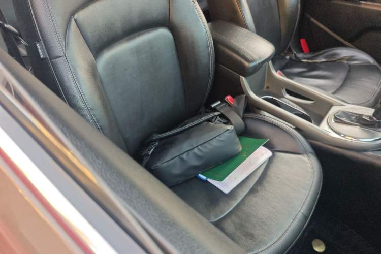 Used Kia Sportage R 2015 2.0L Automatic Two-Wheel Drive GLS