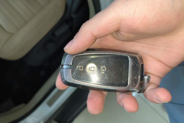 Used Ford Edge 2020 EcoBoost 245 Two-Wheel-Drive Titanium 5-Seater