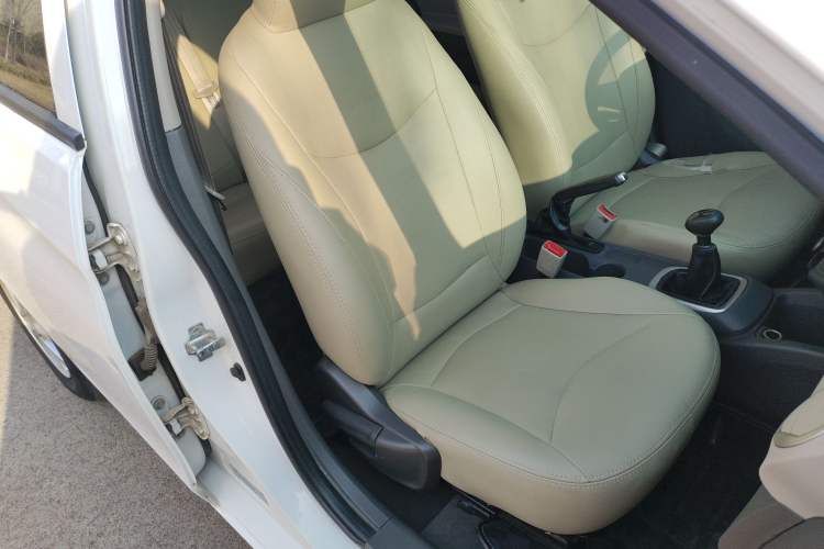 Used Chevrolet Sail 2015 Sail 3 1.5L Manual with Ideal Sunroof Edition