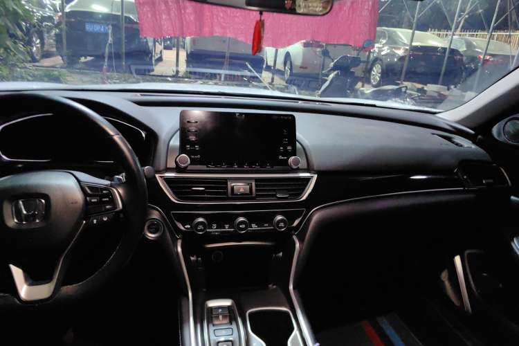 Used Honda Accord 2018 Rui Hybrid 2.0L Rui Ling Edition China VI
