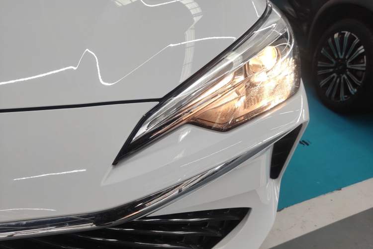 Used Roewe i5 2023 1.5L CVT Luxury Edition
