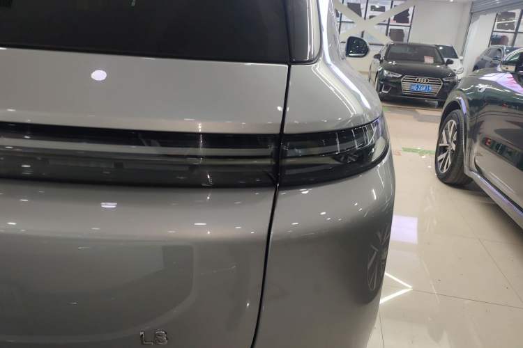 Used Li Auto L8 2023 Max model
