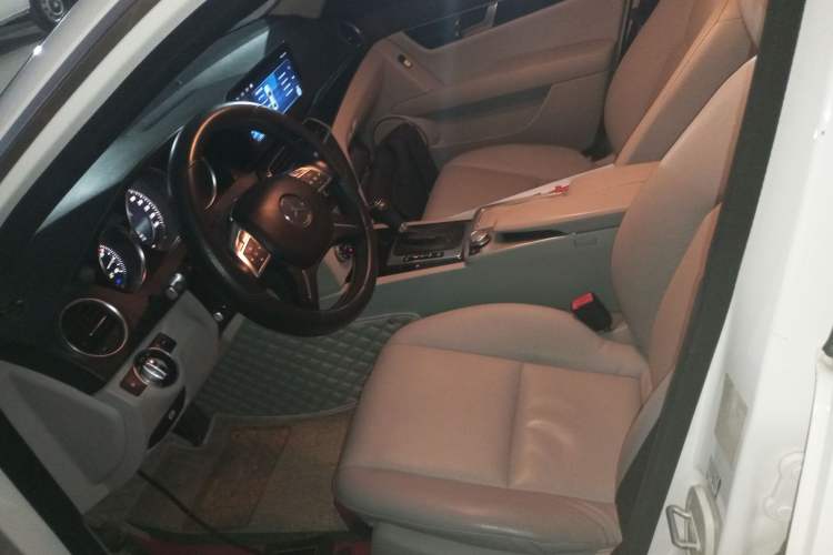 Used Mercedes-Benz C-Class 2013 C 180 Classic Grand Edition
