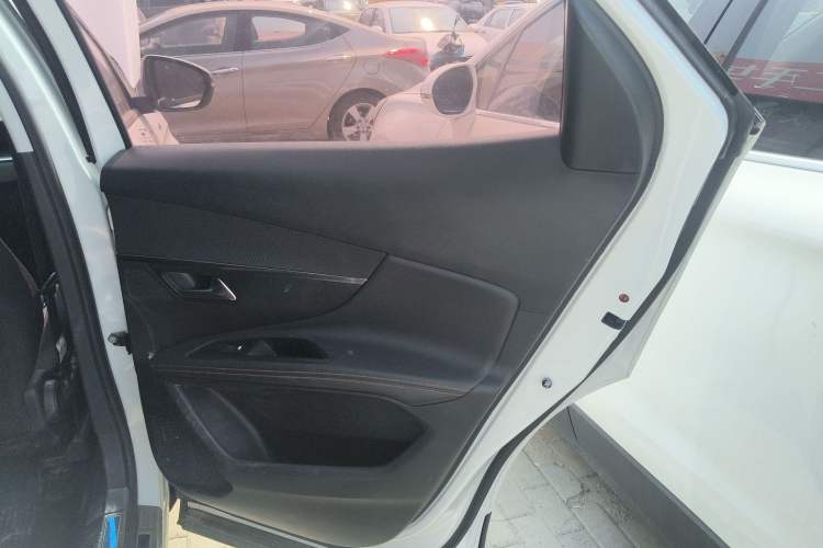 Used Peugeot 4008 2017 350THP Comfort Edition
