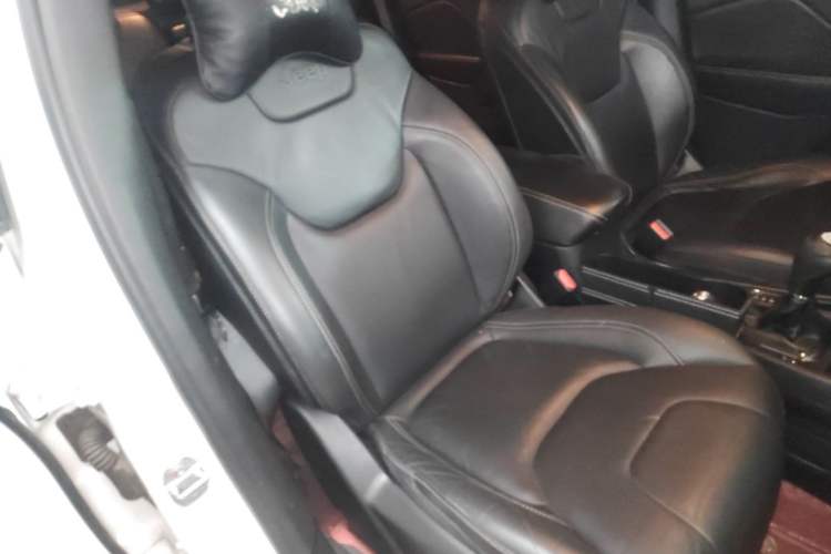 Used  Cherokee 2016 2.0L Superior Edition
