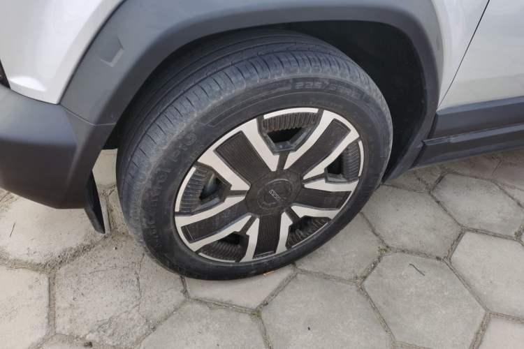 Used  03 2024 472km Four-Wheel Drive Long-Range Version
