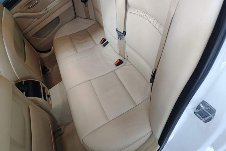 Used BMW 5 Series 2014 535i Design Package Model
