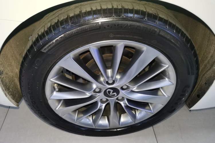 Used Infiniti Q50L 2021 2.0T Enjoyment Edition
