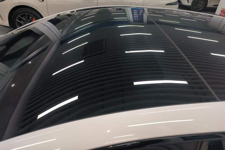 Used  12 2025 Ultra Extended-Range Edition
