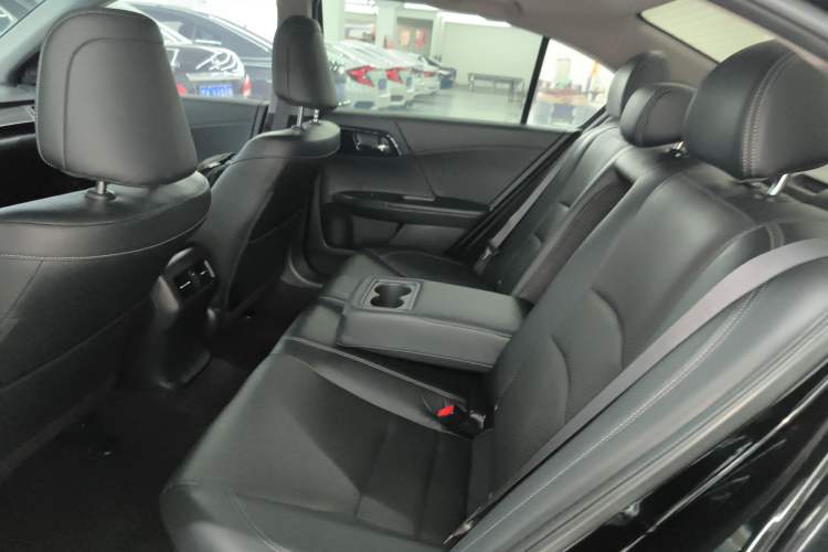 Used Honda Accord 2016 2.0L Elite Edition
