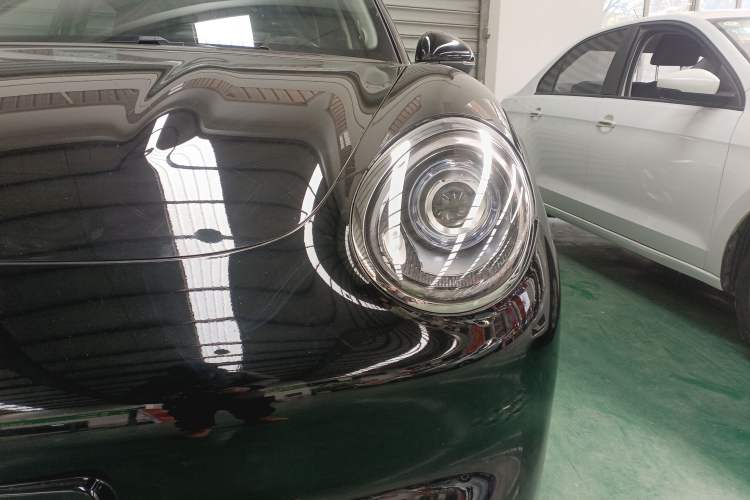 Used ORA Good Cat 2022 400km Standard Range Luxury Version Lithium Iron Phosphate