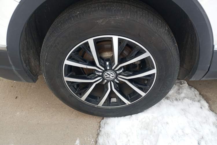 Used Volkswagen Tiguan L 2017 330TSI Automatic Two-Wheel Drive Comfort Edition
