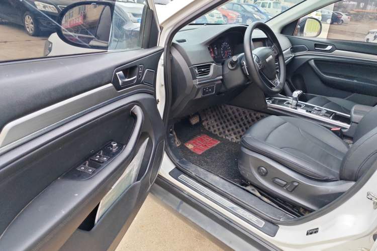 Used Haval H6 2018 Sport Edition 1.5T Automatic Two-Wheel Drive Elite Model China V Standard