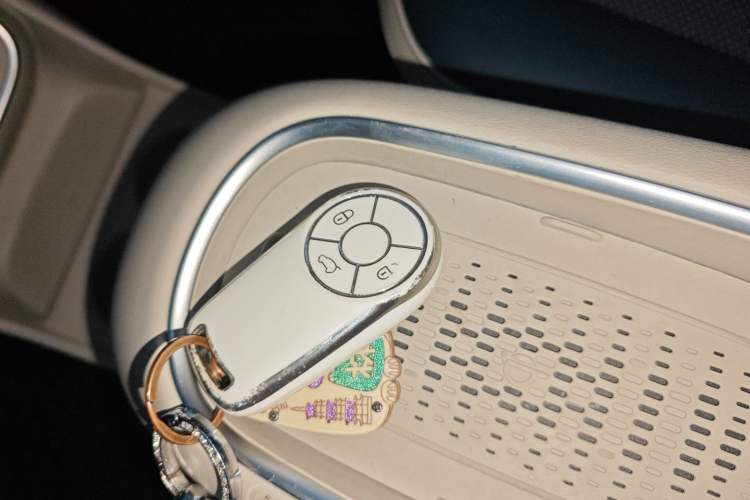 Used ORA Good Cat 2023 401 km Standard Range Prestige Version Lithium Iron Phosphate