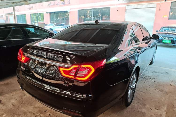 Used Hongqi H7 2021 2.0T Flagship Edition
