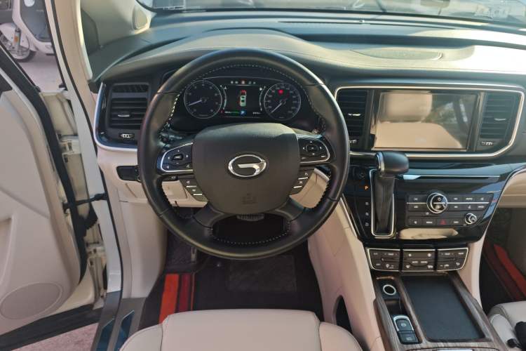 Used GAC Trumpchi M8 2018 320T Luxury Edition
