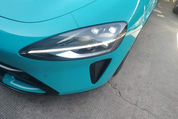 Used  SU7 2024 Rear-Drive Ultra-Long Range Advanced Pro-Level Intelligent Driving Version