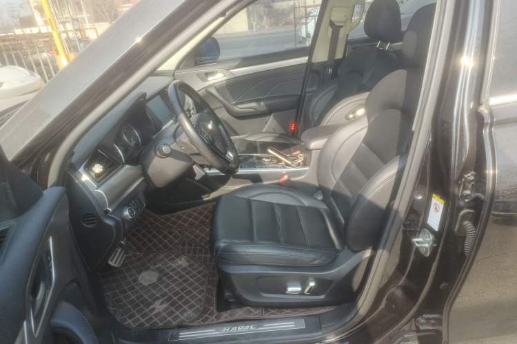 Used Haval H7 2017 Blue-Label H7L 2.0T Automatic Luxury Model
