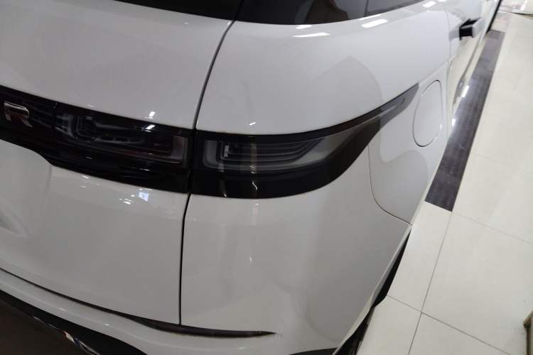 Used Land Rover Range Rover Evoque 2023 Aurora L 249 PS Luxury Edition