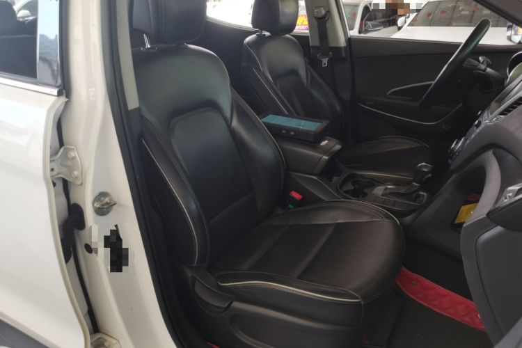 Used Hyundai Santa Fe 2017 2.0T Automatic All-Wheel Drive Smart 7-Seater
