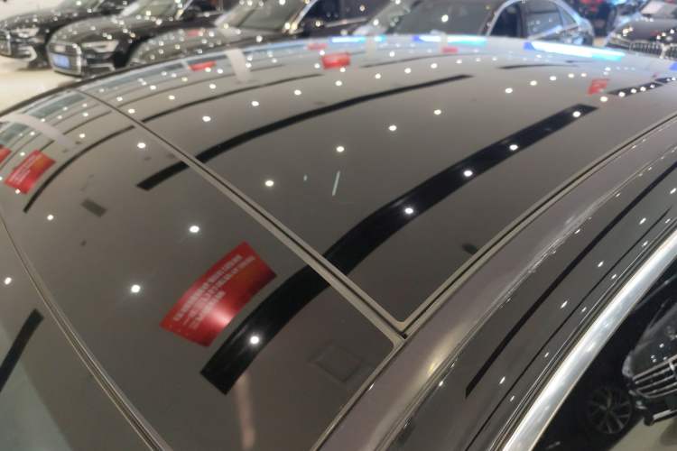 Used Mercedes-Benz E-Class 2019 E 260 L
