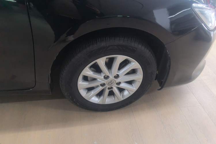 Used Toyota Camry 2015 2.0E Elite Edition
